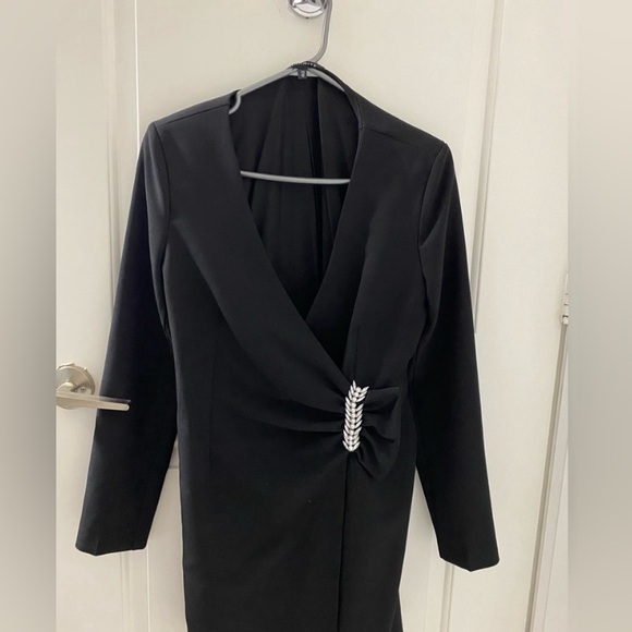 Dynamite Black Blazer Dress - Picture 3 of 3